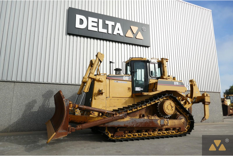 Caterpillar D7R XR Series II - Bulldozer: photos 4 Caterpillar D7R XR Series II - Bulldozer: photos 4
