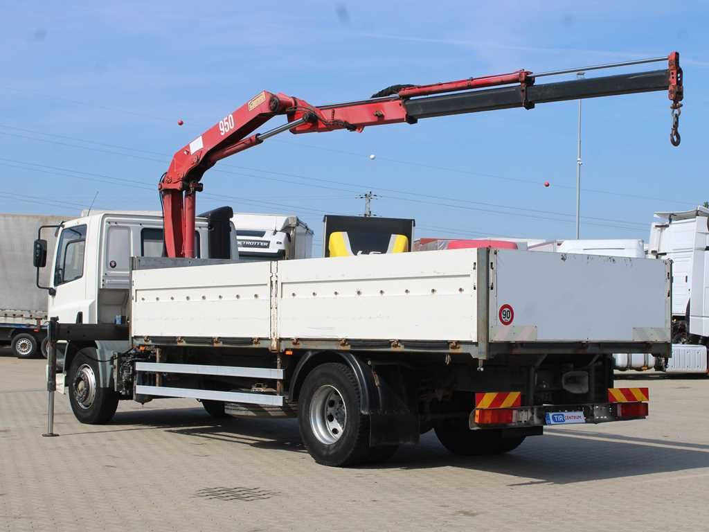 DAF CF 240, CRANE HMF 953 K2, PNEU 80% - Camion plateau, Camion grue: photos 4 DAF CF 240, CRANE HMF 953 K2, PNEU 80% - Camion plateau, Camion grue: photos 4