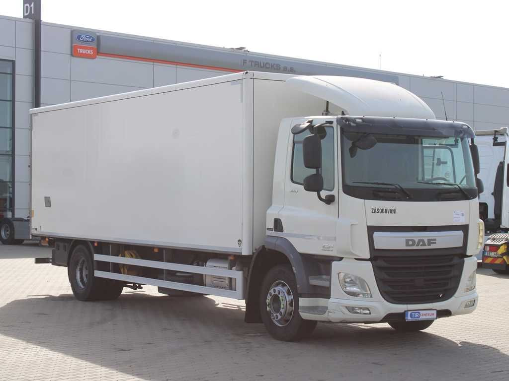DAF CF 320, TAIL LIFT, EURO 6 - Camion fourgon: photos 2 DAF CF 320, TAIL LIFT, EURO 6 - Camion fourgon: photos 2