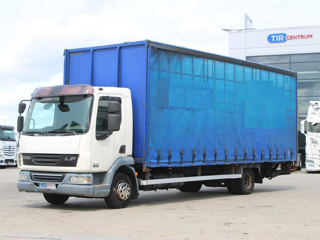 DAF FA LF 45, EURO 5, TAIL LIFT - Camion à rideaux coulissants: photos 1 DAF FA LF 45, EURO 5, TAIL LIFT - Camion à rideaux coulissants: photos 1