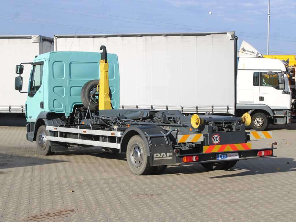 DAF LF 180 FA, EURO 6, HOOK LOADER CONTAINER - Camion ampliroll: photos 5 DAF LF 180 FA, EURO 6, HOOK LOADER CONTAINER - Camion ampliroll: photos 5