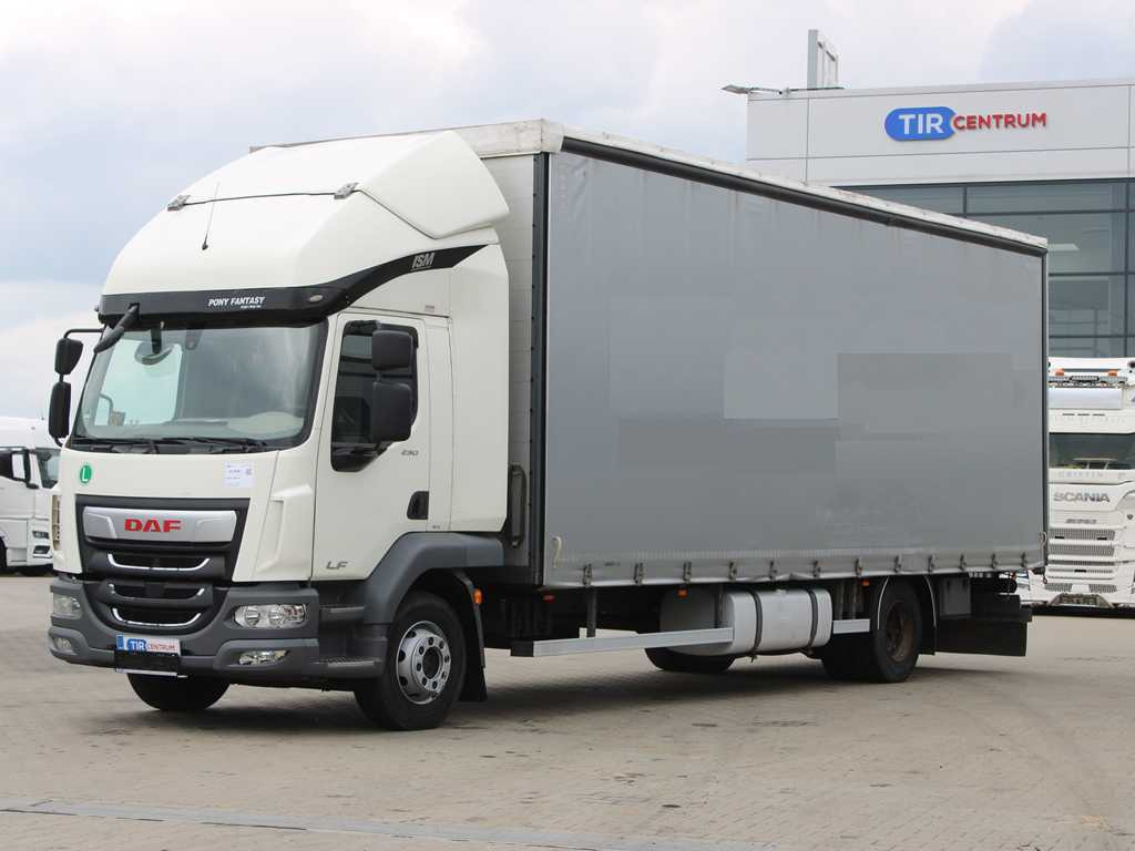 DAF LF 290 FA, EURO 6, SLEEPING BODY - Camion à rideaux coulissants: photos 1 DAF LF 290 FA, EURO 6, SLEEPING BODY - Camion à rideaux coulissants: photos 1