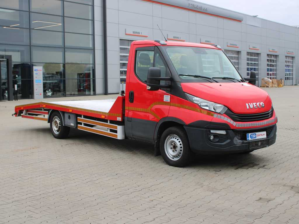 Iveco 35S18, EURO 6, WINCH, DRIVES, TIRES 80% - Remorqueuse: photos 3 Iveco 35S18, EURO 6, WINCH, DRIVES, TIRES 80% - Remorqueuse: photos 3