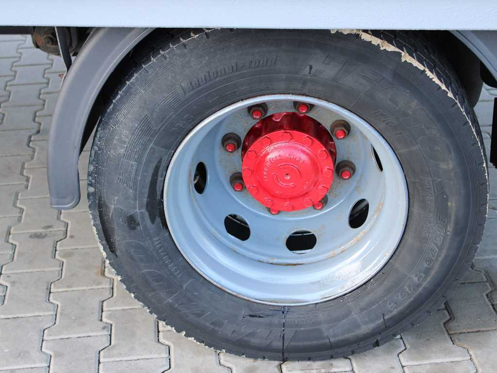 Iveco EUROCARGO 120E25, EURO 6 - Camion à rideaux coulissants: photos 5 Iveco EUROCARGO 120E25, EURO 6 - Camion à rideaux coulissants: photos 5