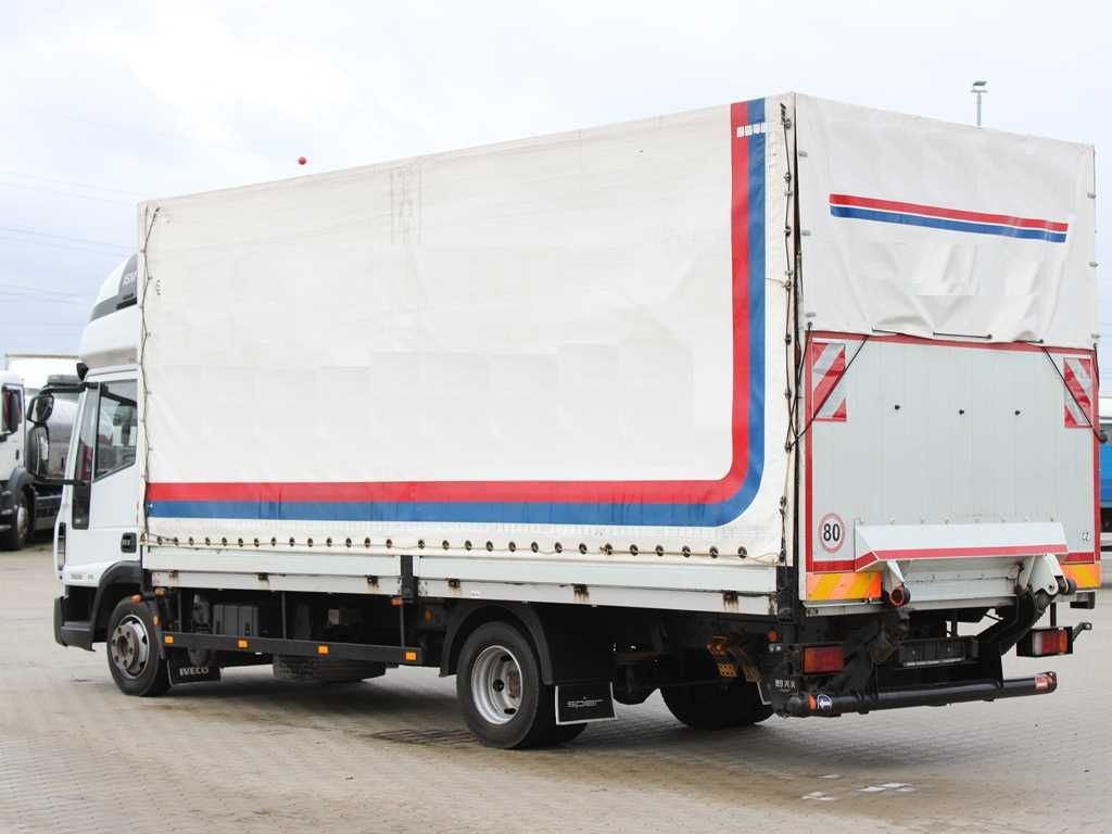 Iveco EUROCARGO 75E18, TAIL LIFT, SLEEPING CABIN - Véhicule utilitaire plateau baché: photos 4 Iveco EUROCARGO 75E18, TAIL LIFT, SLEEPING CABIN - Véhicule utilitaire plateau baché: photos 4