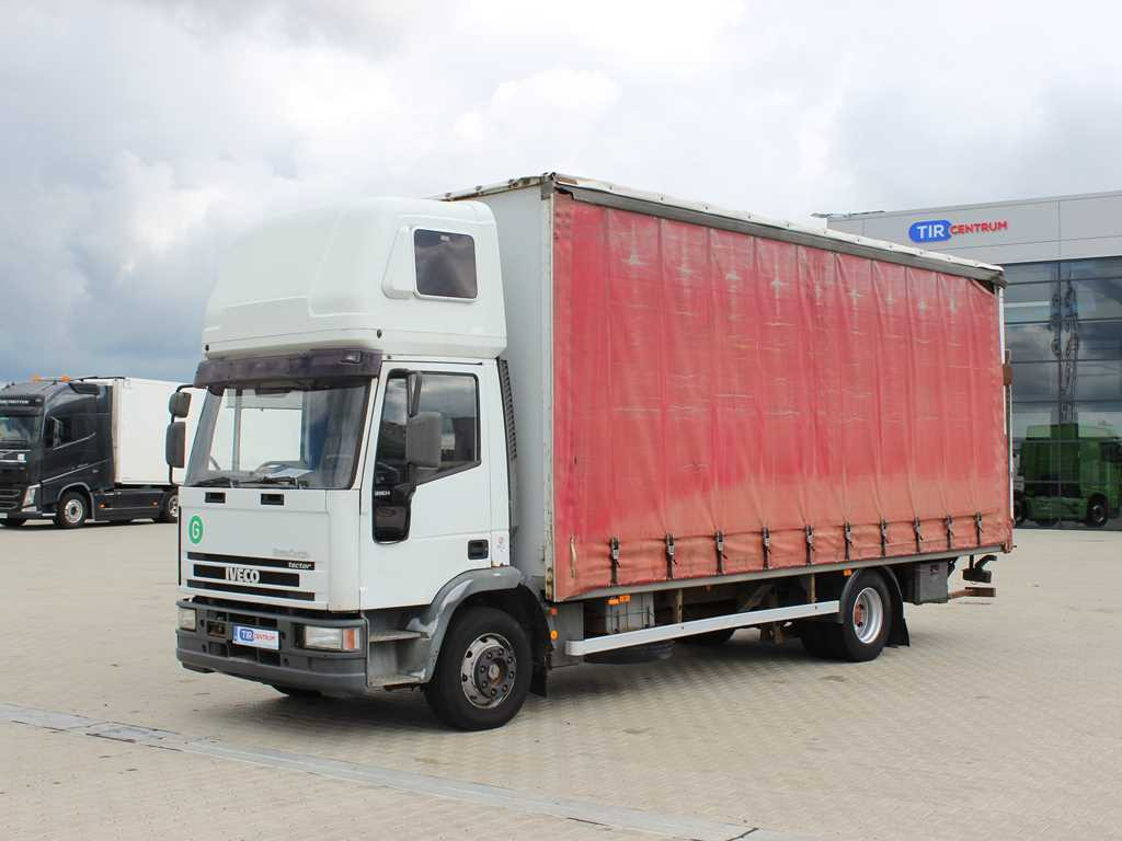 Iveco EUROCARGO ML 120 E, EURO 3, SLEEPING BODY, HYDRAULIC FRONT - Camion à rideaux coulissants: photos 1 Iveco EUROCARGO ML 120 E, EURO 3, SLEEPING BODY, HYDRAULIC FRONT - Camion à rideaux coulissants: photos 1