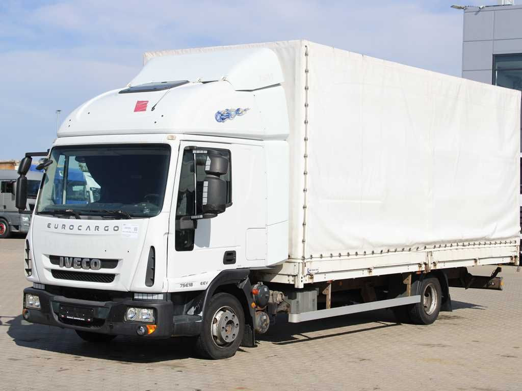 Iveco EUROCARGO ML 75E18,EURO 5EEV,PNEU 90%,SIDEWALLS - Véhicule utilitaire plateau baché: photos 1 Iveco EUROCARGO ML 75E18,EURO 5EEV,PNEU 90%,SIDEWALLS - Véhicule utilitaire plateau baché: photos 1
