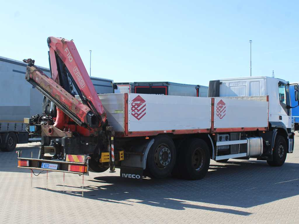 Iveco STRALIS 400, 6X2, EURO 3, HYDRAULIC ARM FASSI F110 - Camion plateau, Camion grue: photos 4 Iveco STRALIS 400, 6X2, EURO 3, HYDRAULIC ARM FASSI F110 - Camion plateau, Camion grue: photos 4