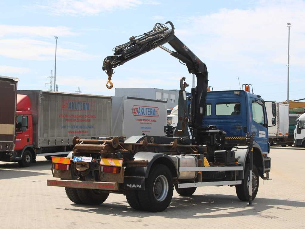 Mercedes-Benz AXOR 1824, CRANE HIAB 099B-3 DUO, 4x4 - Camion grue: photos 3 Mercedes-Benz AXOR 1824, CRANE HIAB 099B-3 DUO, 4x4 - Camion grue: photos 3