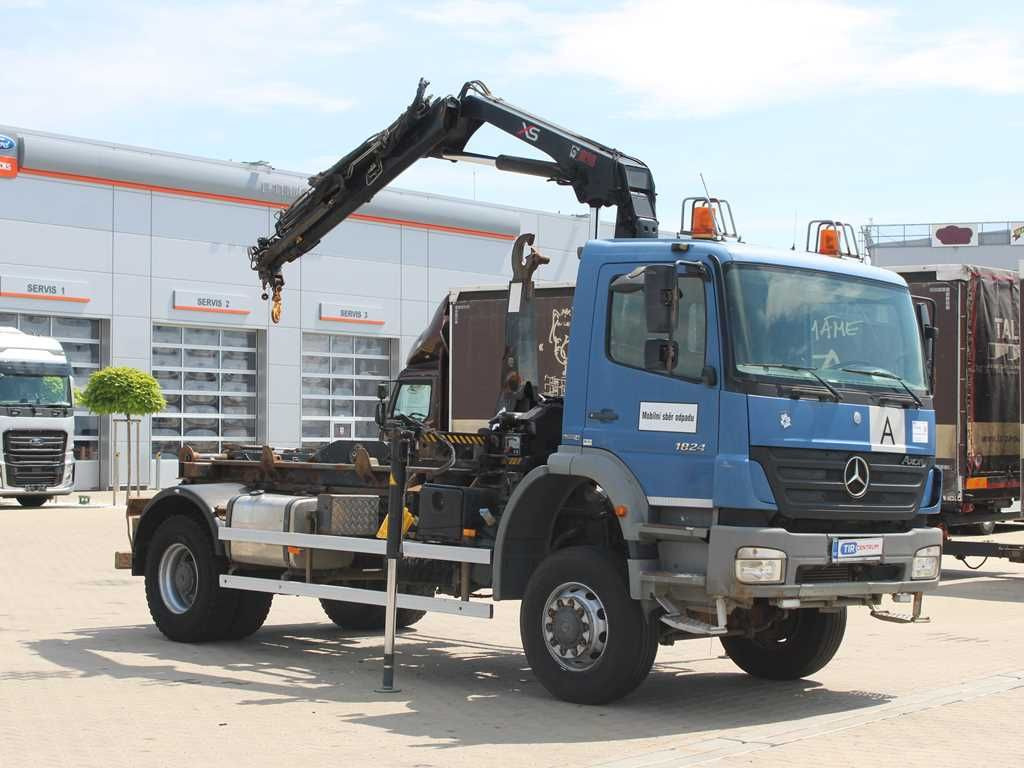 Mercedes-Benz AXOR 1824, CRANE HIAB 099B-3 DUO, 4x4 - Camion ampliroll, Camion grue: photos 2 Mercedes-Benz AXOR 1824, CRANE HIAB 099B-3 DUO, 4x4 - Camion ampliroll, Camion grue: photos 2