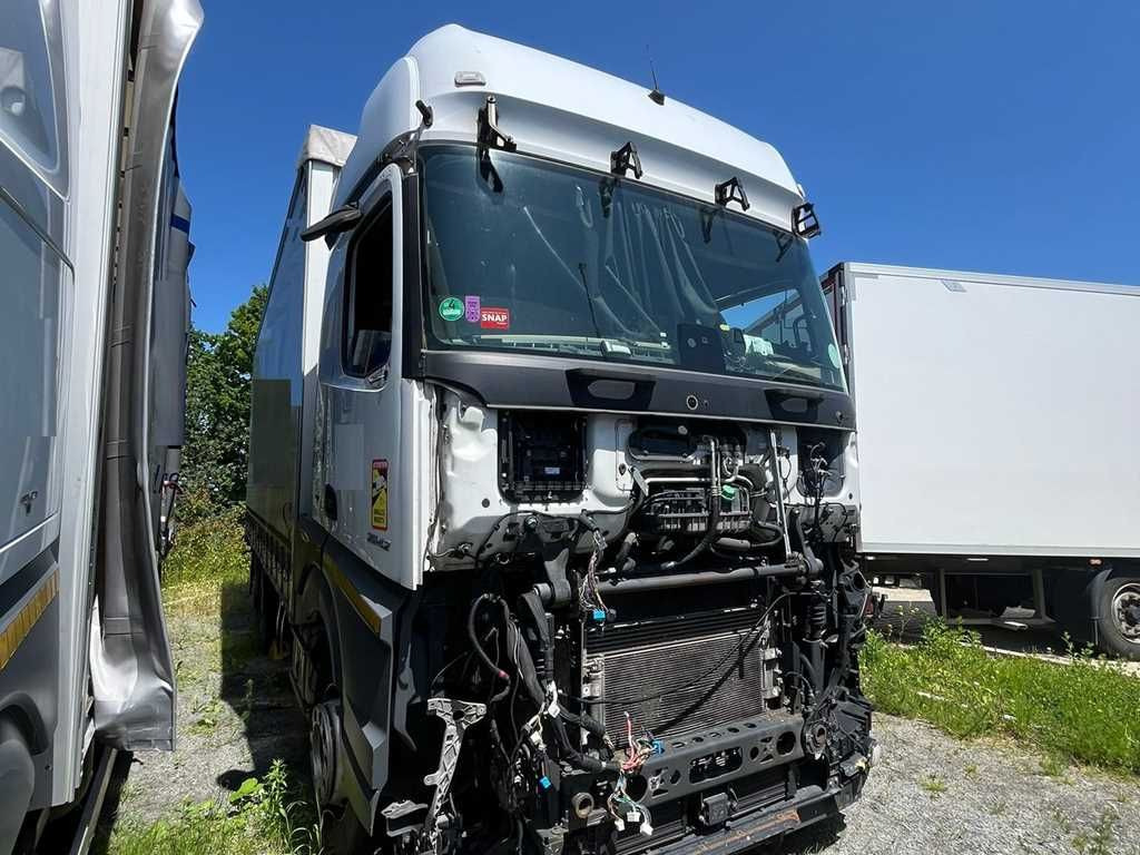 Mercedes-Benz Actros 2542, 6X2 - Camion à rideaux coulissants: photos 2 Mercedes-Benz Actros 2542, 6X2 - Camion à rideaux coulissants: photos 2