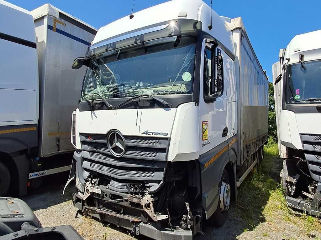 Mercedes-Benz Actros 2542, 6X2 - Camion à rideaux coulissants: photos 1 Mercedes-Benz Actros 2542, 6X2 - Camion à rideaux coulissants: photos 1