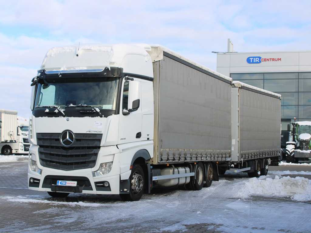 Mercedes-Benz Actros 2545, 6X2, EURO 6, AIR SUSPENSION, DRIVE-THROUGH + PANAV - Camion à rideaux coulissants: photos 1 Mercedes-Benz Actros 2545, 6X2, EURO 6, AIR SUSPENSION, DRIVE-THROUGH + PANAV - Camion à rideaux coulissants: photos 1