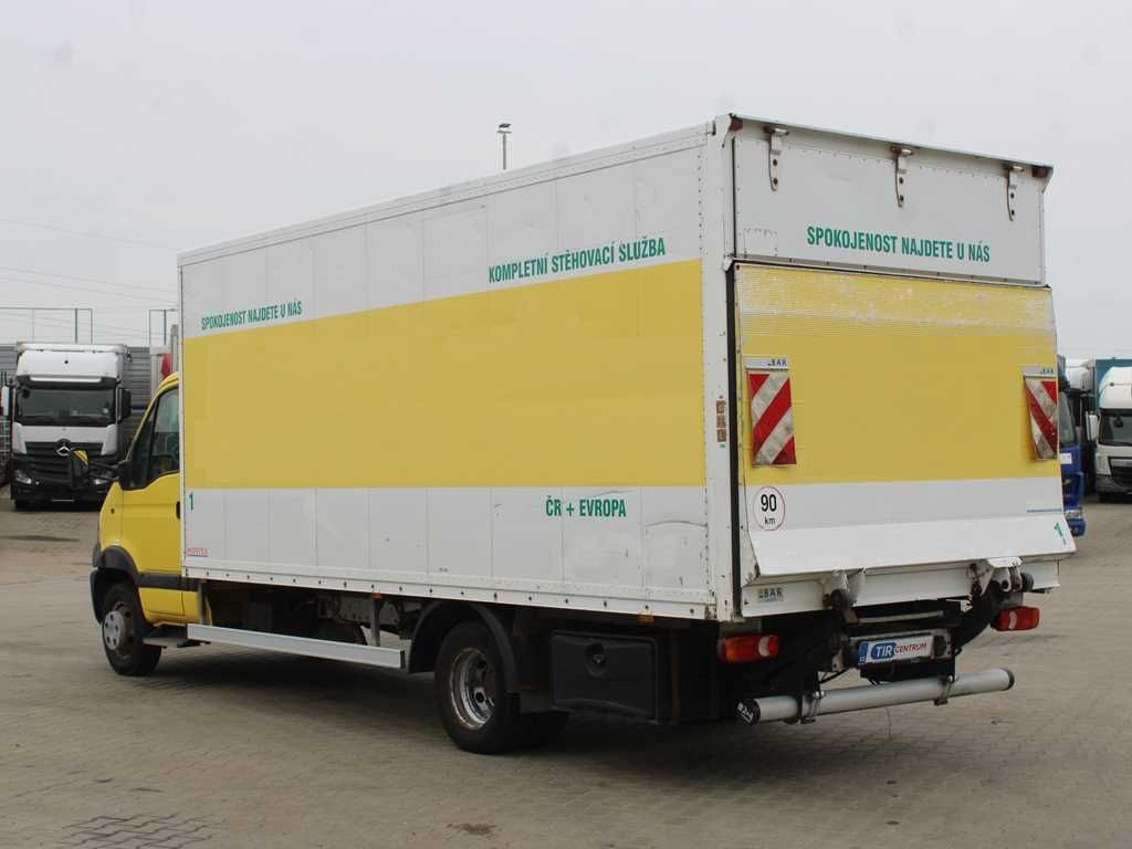 Renault MASCOTT 160.65 P 4X2, EURO 3, TAIL LIFT Renault MASCOTT 160.65 P 4X2, EURO 3, TAIL LIFT - Fourgon: photos 4 Renault MASCOTT 160.65 P 4X2, EURO 3, TAIL LIFT Renault MASCOTT 160.65 P 4X2, EURO 3, TAIL LIFT - Fourgon: photos 4