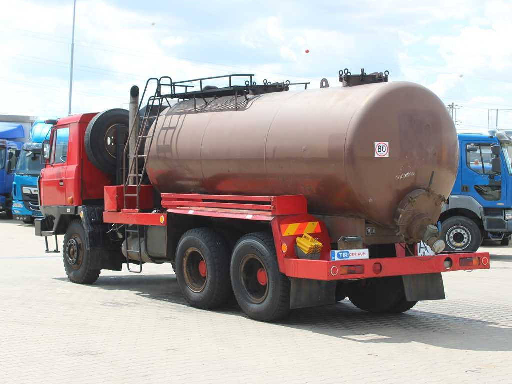 Tatra T815, 6X6, 11m³, FUEL TRUCK - Camion citerne: photos 5 Tatra T815, 6X6, 11m³, FUEL TRUCK - Camion citerne: photos 5