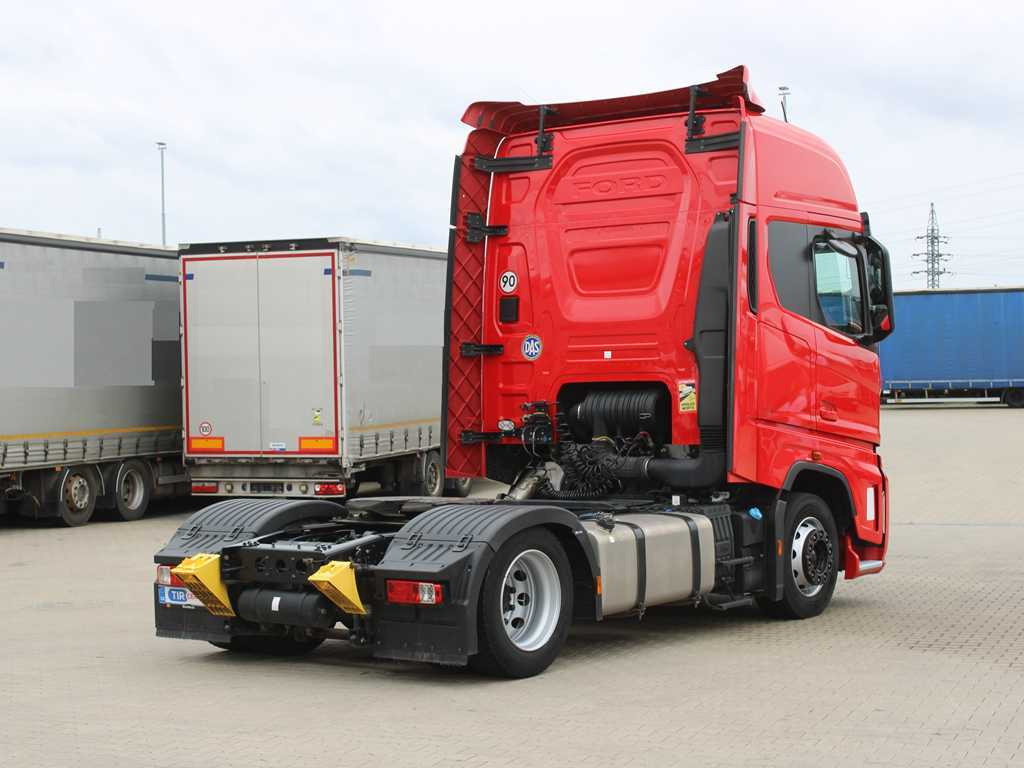Ford F-MAX 500, EURO 6, LOWDECK, INDEPENDENT AIR CONDITIONING, NAVIGATION - Tracteur routier: photos 4 Ford F-MAX 500, EURO 6, LOWDECK, INDEPENDENT AIR CONDITIONING, NAVIGATION - Tracteur routier: photos 4