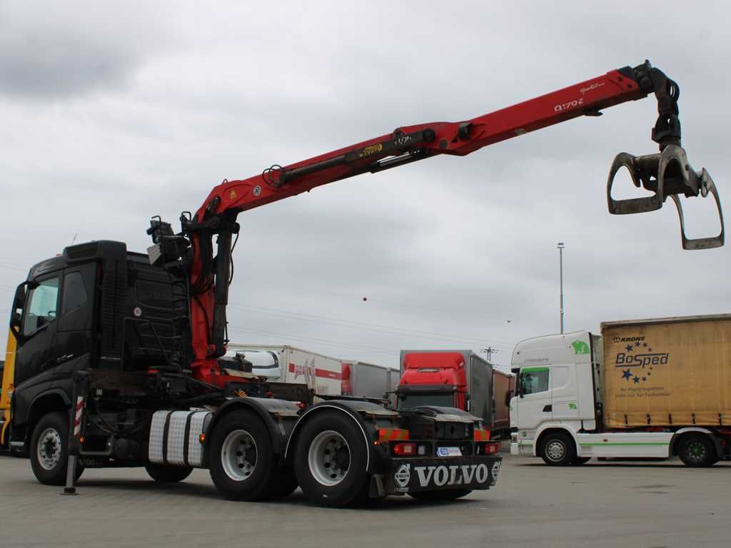 Volvo FH 540, 6X4, VEB+, Crane EPSILON Q170Z96 - Tracteur routier: photos 4 Volvo FH 540, 6X4, VEB+, Crane EPSILON Q170Z96 - Tracteur routier: photos 4
