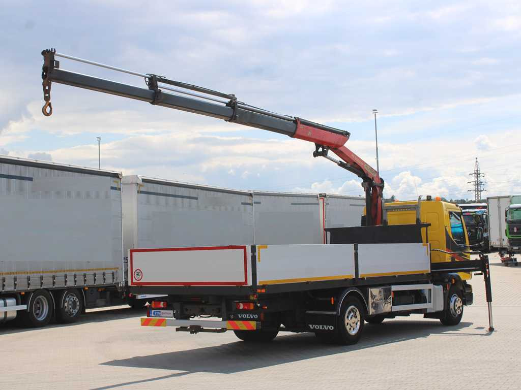 Volvo FL 250, EURO 6, SIDES, CAMERA, HYDRAULIC ARM PALFINGER PK 9002 EH - Camion plateau, Camion grue: photos 4 Volvo FL 250, EURO 6, SIDES, CAMERA, HYDRAULIC ARM PALFINGER PK 9002 EH - Camion plateau, Camion grue: photos 4