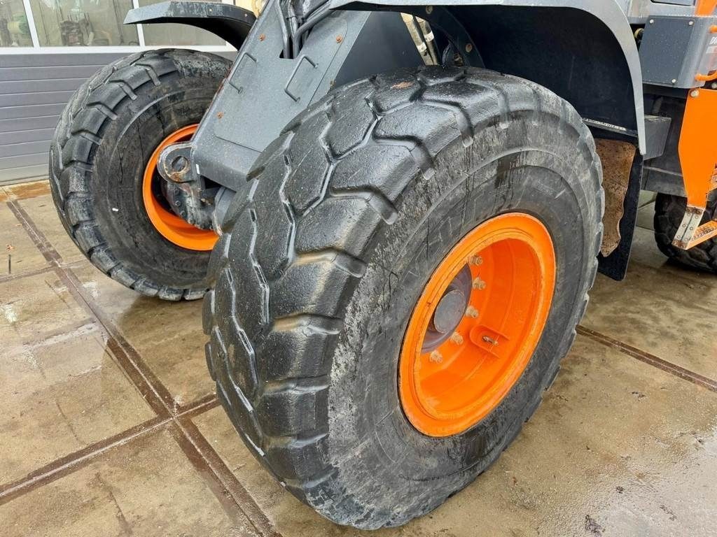 Doosan DL250-7 - Chargeuse sur pneus: photos 5 Doosan DL250-7 - Chargeuse sur pneus: photos 5