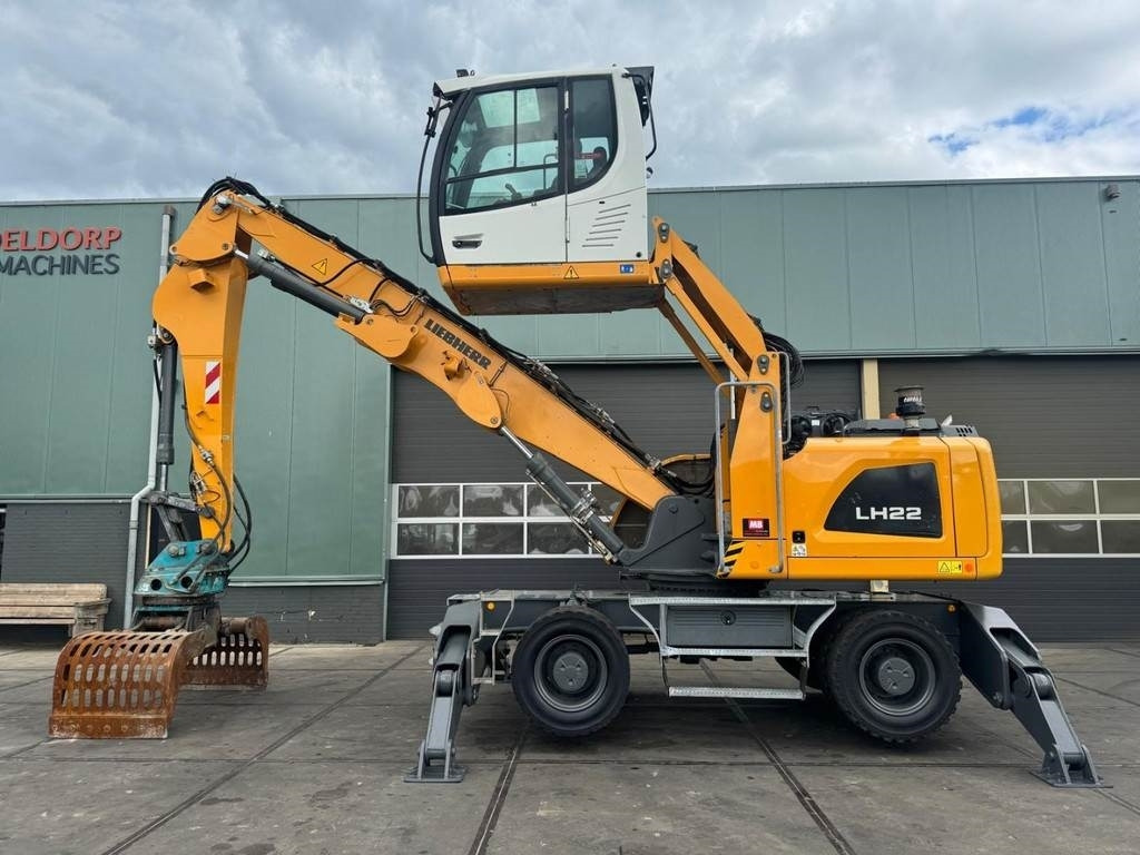 Pelle de manutention Liebherr LH 22 M: photos 1