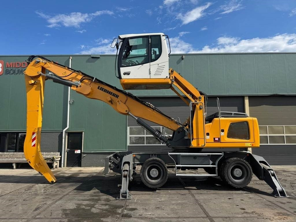 Liebherr LH 26 M - Pelle de manutention: photos 1 Liebherr LH 26 M - Pelle de manutention: photos 1