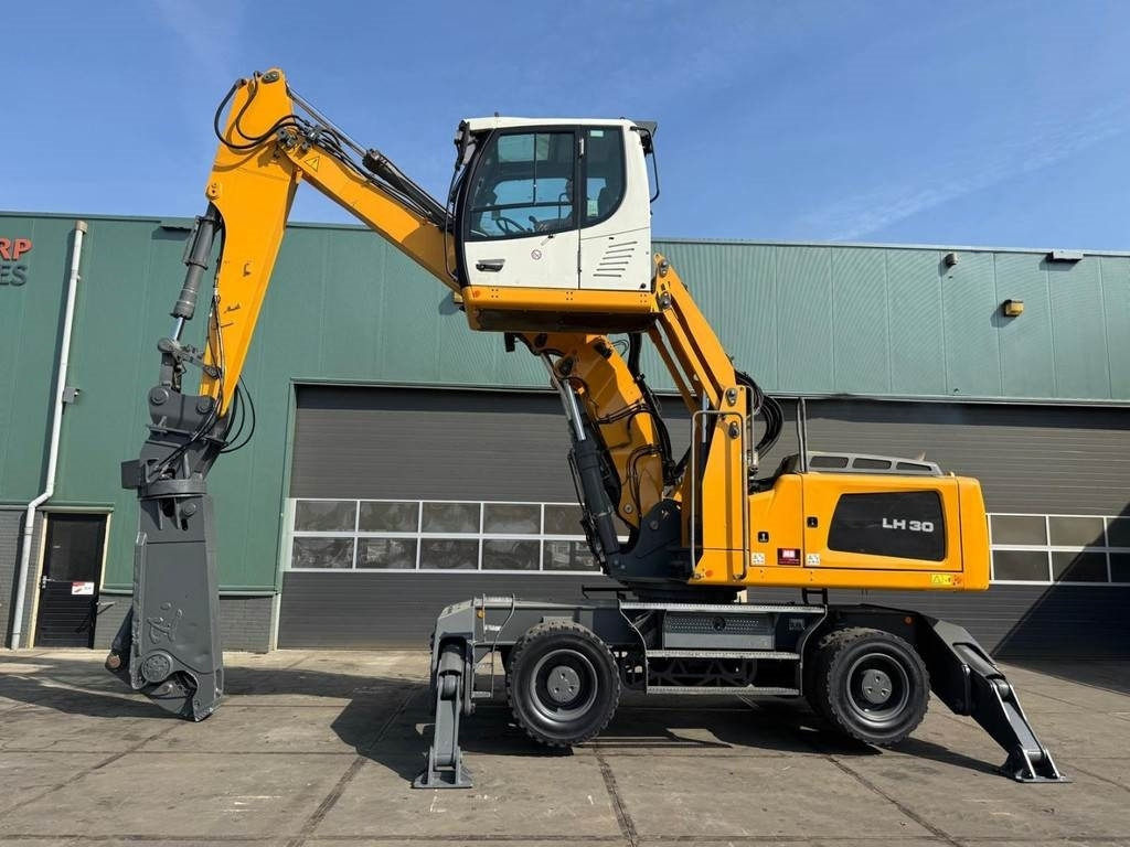 Liebherr LH 30 M - Pelle de manutention: photos 1 Liebherr LH 30 M - Pelle de manutention: photos 1