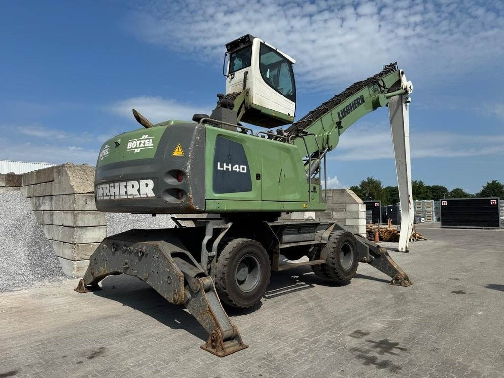 Liebherr LH 40 M - Pelle de manutention: photos 4 Liebherr LH 40 M - Pelle de manutention: photos 4