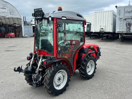 Antonio Carraro SRX 5800 TORA REDCAB, YANMAR; RADIO; KLIMA; RevGuide - Micro tracteur: photos 5 Antonio Carraro SRX 5800 TORA REDCAB, YANMAR; RADIO; KLIMA; RevGuide - Micro tracteur: photos 5