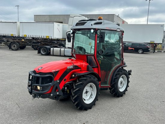 Antonio Carraro SRX 5800 TORA REDCAB, YANMAR; RADIO; KLIMA; RevGuide - Micro tracteur: photos 1 Antonio Carraro SRX 5800 TORA REDCAB, YANMAR; RADIO; KLIMA; RevGuide - Micro tracteur: photos 1