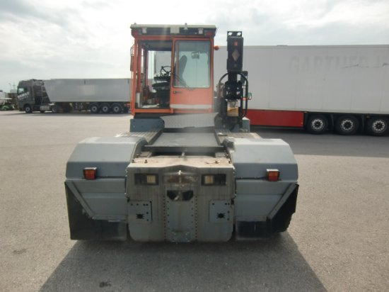 MAFI Hofschlepper MT32Z - Tracteur portuaire: photos 5 MAFI Hofschlepper MT32Z - Tracteur portuaire: photos 5