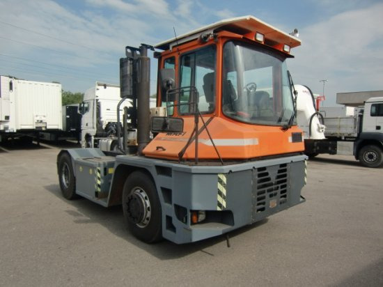 MAFI Hofschlepper MT32Z - Tracteur portuaire: photos 3 MAFI Hofschlepper MT32Z - Tracteur portuaire: photos 3