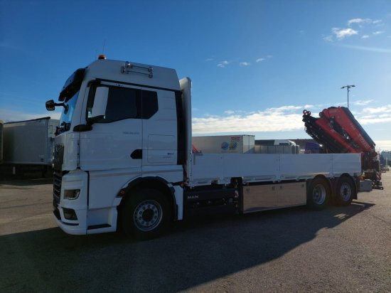 MAN TGX 26.510 LL Pritsche, Fassi F545RA.2.28XE, Containerverschlüsse, - Camion plateau, Camion grue: photos 5 MAN TGX 26.510 LL Pritsche, Fassi F545RA.2.28XE, Containerverschlüsse, - Camion plateau, Camion grue: photos 5
