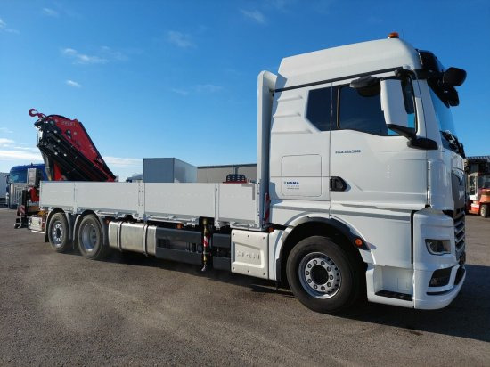 MAN TGX 26.510 LL Pritsche, Fassi F545RA.2.28XE, Containerverschlüsse, - Camion plateau, Camion grue: photos 1 MAN TGX 26.510 LL Pritsche, Fassi F545RA.2.28XE, Containerverschlüsse, - Camion plateau, Camion grue: photos 1