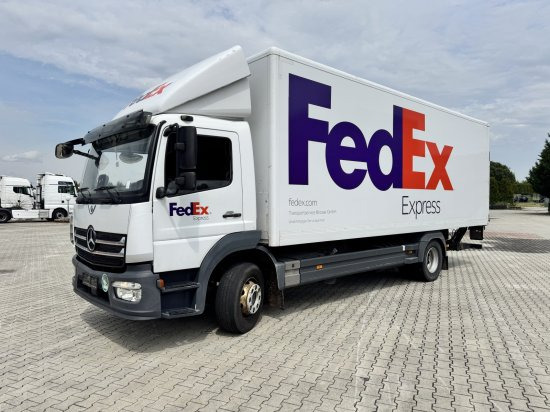 Mercedes-Benz Atego 1224 Koffer mit Hebebühne - Camion fourgon: photos 1 Mercedes-Benz Atego 1224 Koffer mit Hebebühne - Camion fourgon: photos 1