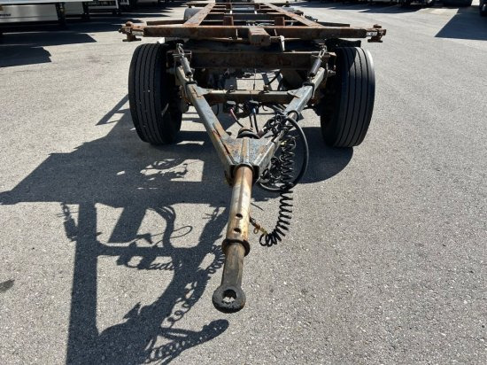 Renders Standard-Lafette BDF, BPW-Achsen - Remorque porte-conteneur/ Caisse mobile: photos 2 Renders Standard-Lafette BDF, BPW-Achsen - Remorque porte-conteneur/ Caisse mobile: photos 2