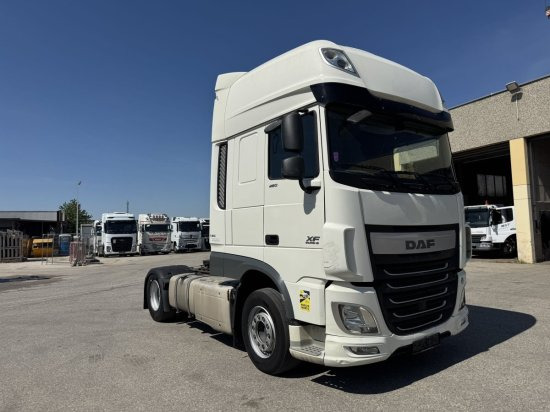 DAF XF 460 SSC, Automatik, EURO6, Standklima - Tracteur routier: photos 3 DAF XF 460 SSC, Automatik, EURO6, Standklima - Tracteur routier: photos 3