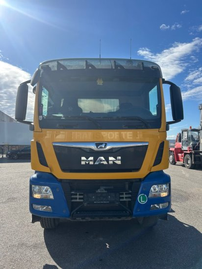 MAN TGS 26.430, 6x4, Schaltgetriebe, Hydraulik, E6 - Tracteur routier: photos 2 MAN TGS 26.430, 6x4, Schaltgetriebe, Hydraulik, E6 - Tracteur routier: photos 2
