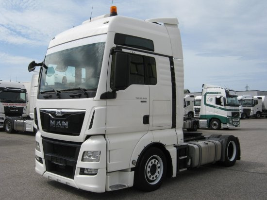 MAN TGX 18.440 XXL Low Deck, Retarder, Standklima, Euro 6, - Tracteur routier: photos 1 MAN TGX 18.440 XXL Low Deck, Retarder, Standklima, Euro 6, - Tracteur routier: photos 1