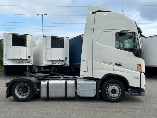 Volvo FH 500 E6, Low Deck, I-Shift, Voll-Luft, Standklima - Tracteur routier: photos 4 Volvo FH 500 E6, Low Deck, I-Shift, Voll-Luft, Standklima - Tracteur routier: photos 4