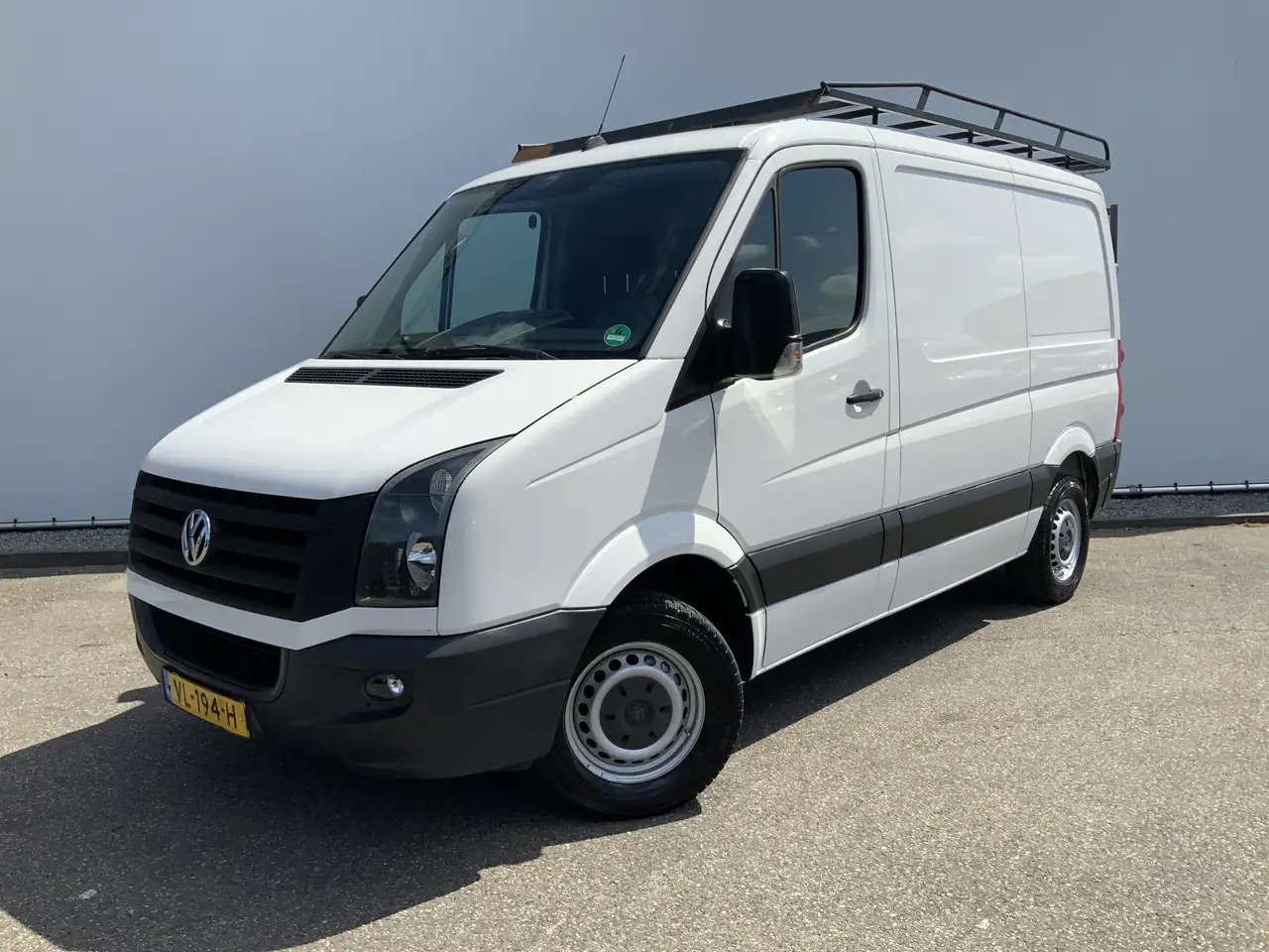 Volkswagen Crafter 35 2.0 TDI L1H1 Airco Cruise 3 Zits Trekhaak 2000 - Autre matériel: photos 1 Volkswagen Crafter 35 2.0 TDI L1H1 Airco Cruise 3 Zits Trekhaak 2000 - Autre matériel: photos 1