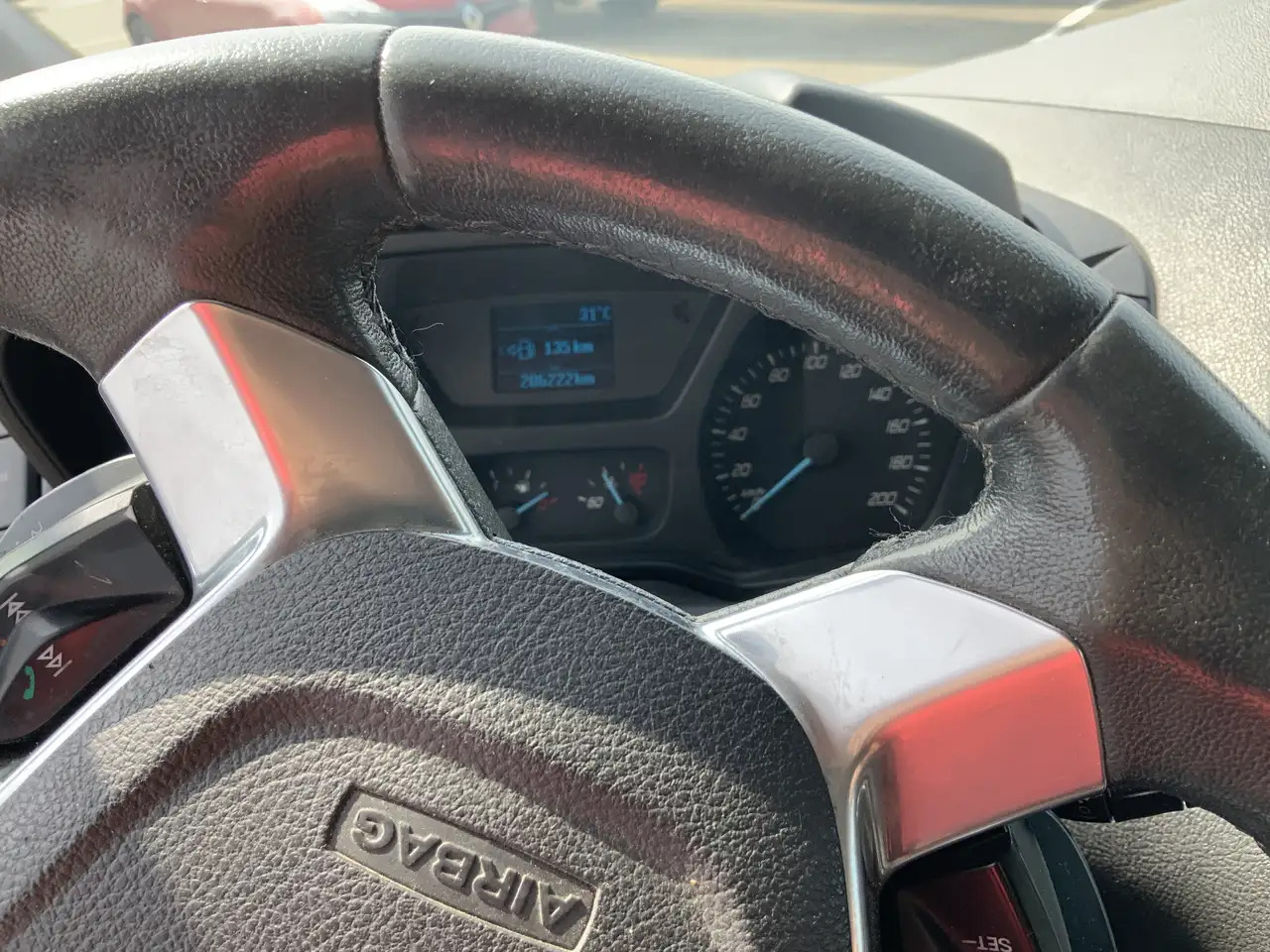 Ford Transit Custom 290 2.2 TDCI L1H2 Trend Airco Cruise 3 Zits Trekha - Fourgon utilitaire: photos 5 Ford Transit Custom 290 2.2 TDCI L1H2 Trend Airco Cruise 3 Zits Trekha - Fourgon utilitaire: photos 5