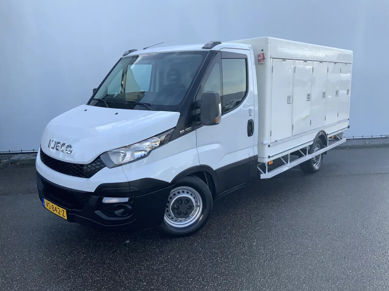 Iveco Daily 35S13 2.3 345 IJswagen -0.40 gr 10 deuren Euro 5 B - Véhicule utilitaire frigorifique: photos 1 Iveco Daily 35S13 2.3 345 IJswagen -0.40 gr 10 deuren Euro 5 B - Véhicule utilitaire frigorifique: photos 1