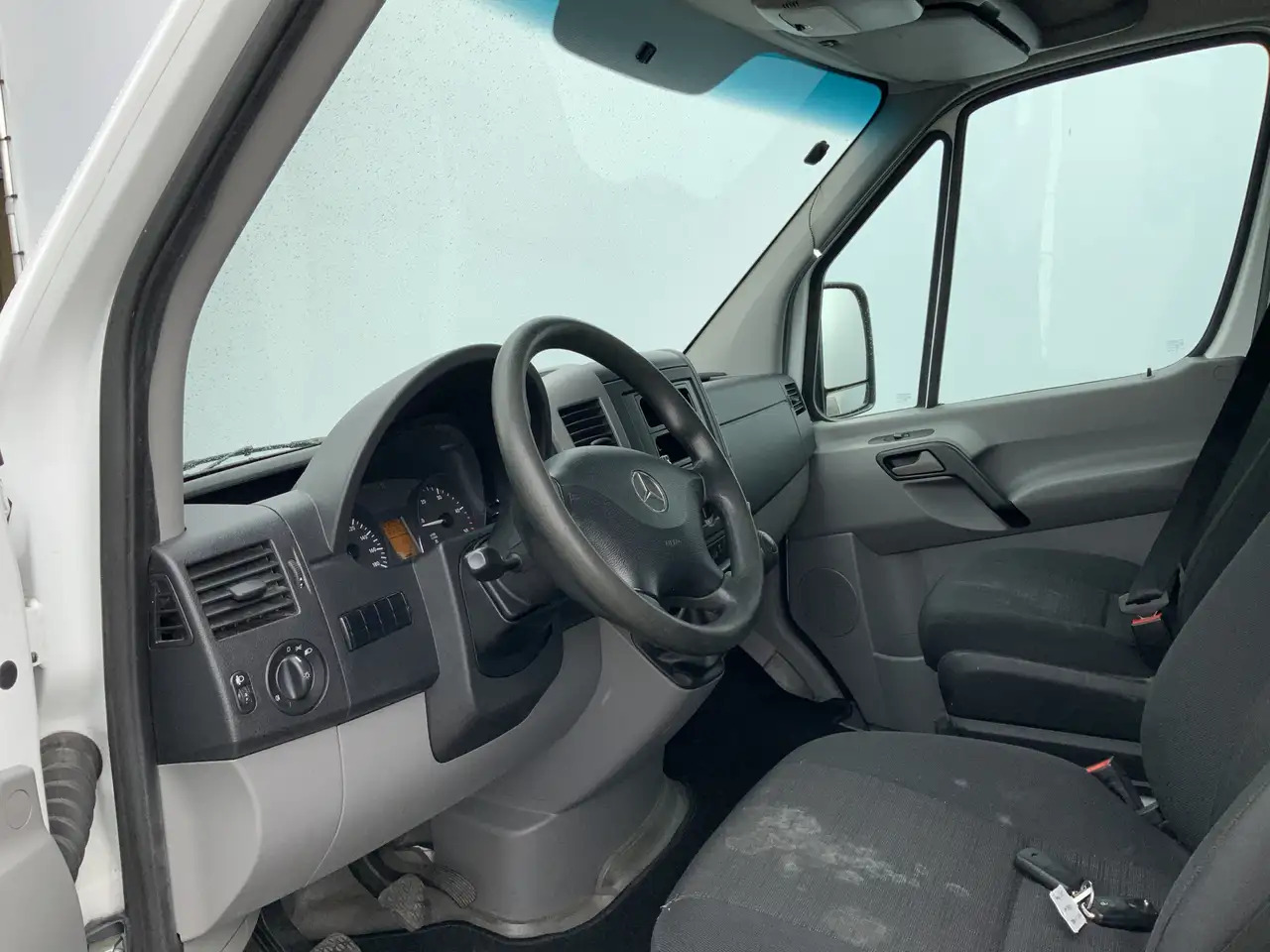 Mercedes-Benz Sprinter 311 2.2 CDI 366 40 gr _0 ijswagen 10 Deuren Euro 6 - Véhicule utilitaire frigorifique: photos 3 Mercedes-Benz Sprinter 311 2.2 CDI 366 40 gr _0 ijswagen 10 Deuren Euro 6 - Véhicule utilitaire frigorifique: photos 3