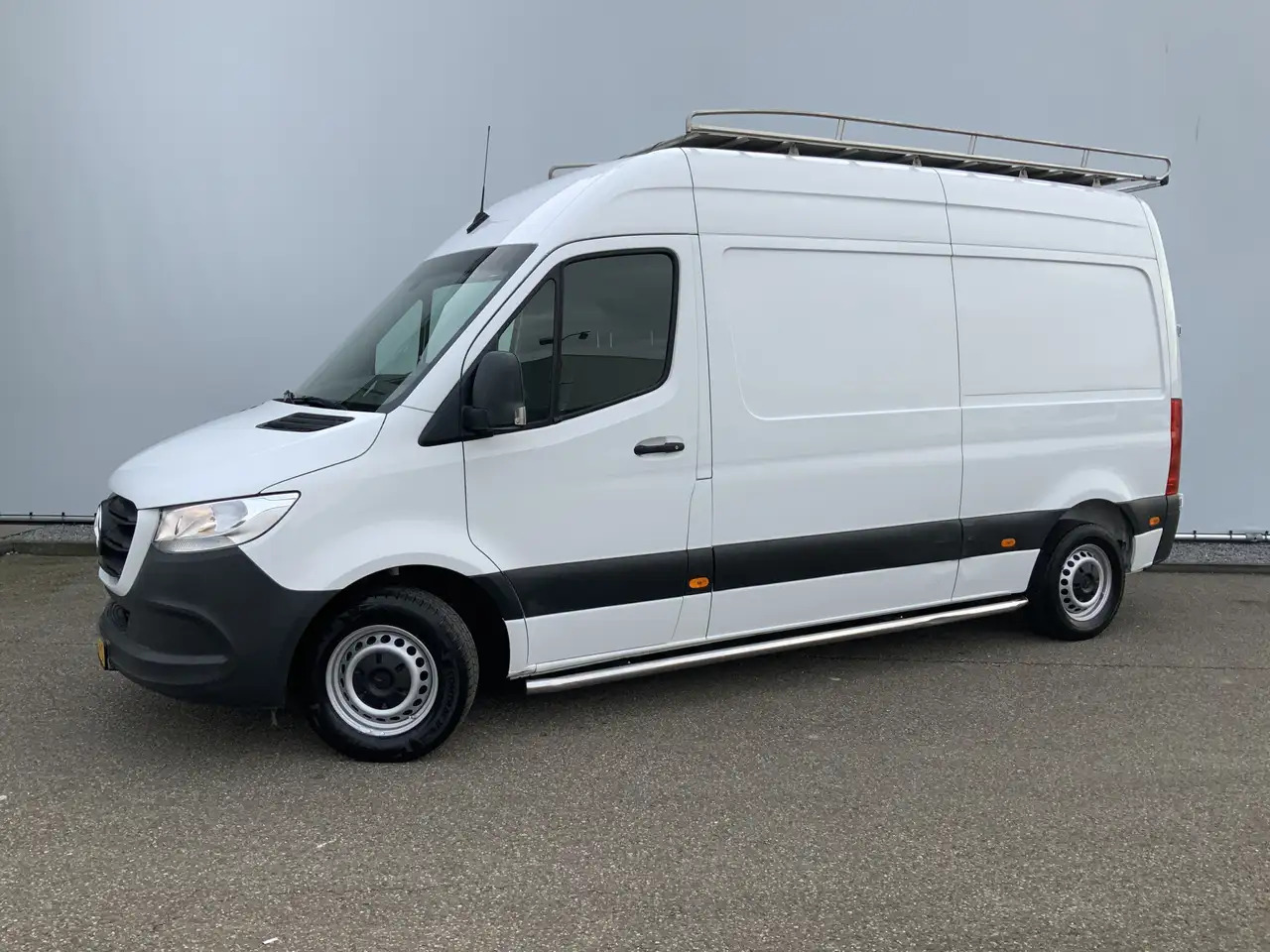 Mercedes-Benz Sprinter 311 2.2 CDI L2H2 Automaat Airco 3 Zits Imperiaal T - Fourgon utilitaire: photos 1 Mercedes-Benz Sprinter 311 2.2 CDI L2H2 Automaat Airco 3 Zits Imperiaal T - Fourgon utilitaire: photos 1
