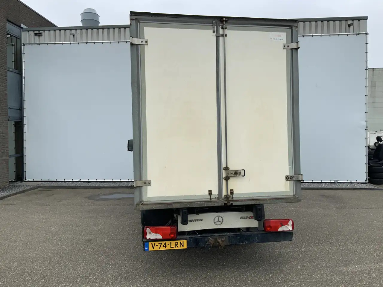 Mercedes-Benz Sprinter 513 2.2 CDI 432 Meubelbak & Deuren 3 Zits Cruise T - Fourgon: photos 2 Mercedes-Benz Sprinter 513 2.2 CDI 432 Meubelbak & Deuren 3 Zits Cruise T - Fourgon: photos 2