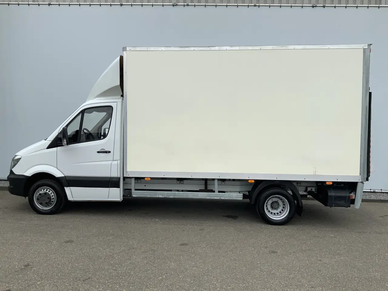 Mercedes-Benz Sprinter 513 2.2 CDI 432 Meubelbak&Lift Zijdeur Cruise 3 Zi - Fourgon: photos 3 Mercedes-Benz Sprinter 513 2.2 CDI 432 Meubelbak&Lift Zijdeur Cruise 3 Zi - Fourgon: photos 3