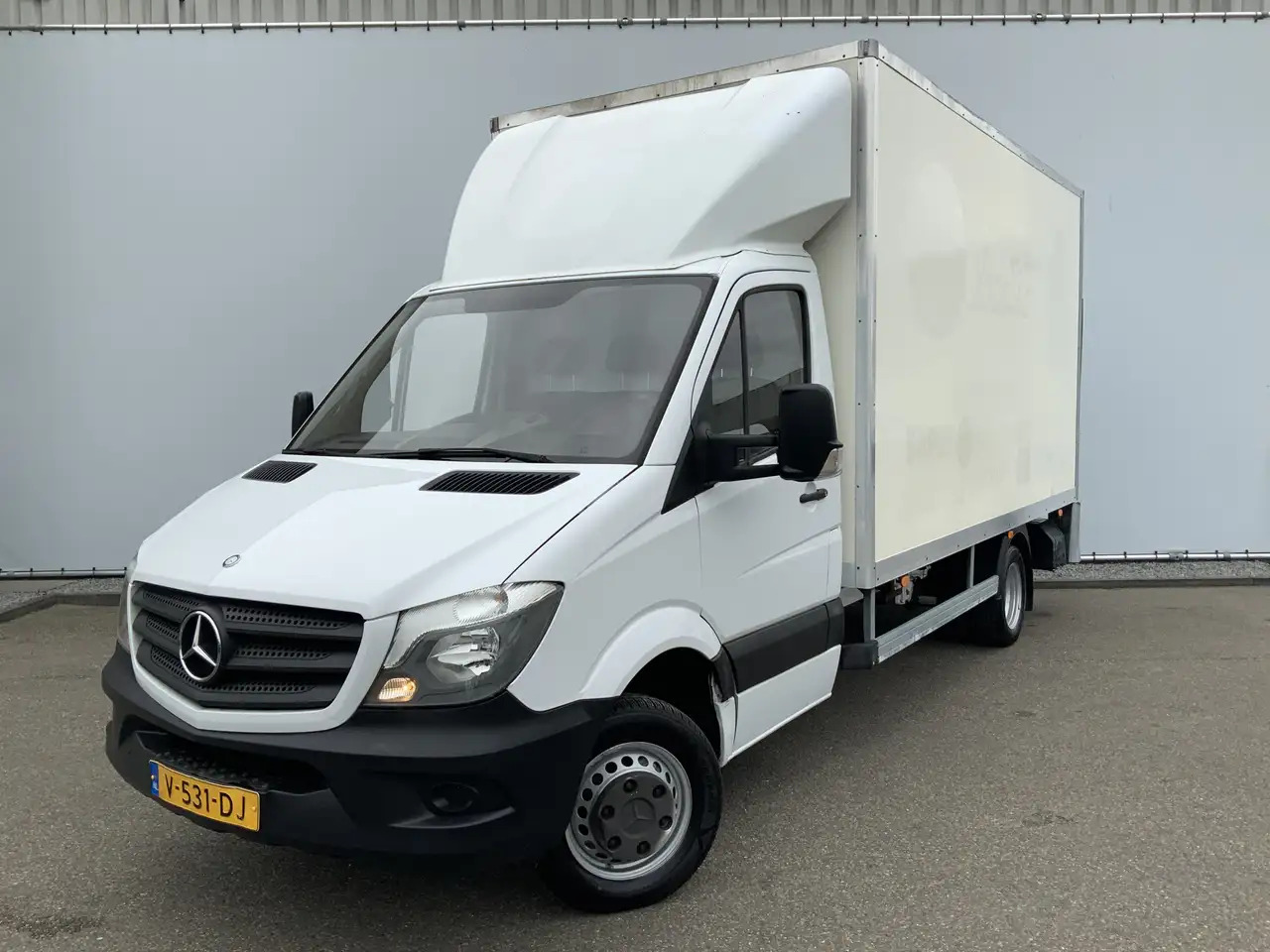 Mercedes-Benz Sprinter 513 2.2 CDI 432 Meubelbak&Lift Zijdeur Cruise 3 Zi - Fourgon: photos 1 Mercedes-Benz Sprinter 513 2.2 CDI 432 Meubelbak&Lift Zijdeur Cruise 3 Zi - Fourgon: photos 1