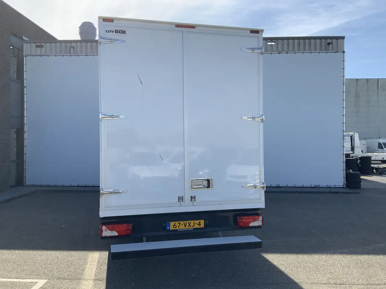 Mercedes-Benz Sprinter 515 2.2 CDI 432 Meubelbak 5,10 MTR.&Deuren Airco 3 - Fourgon: photos 2 Mercedes-Benz Sprinter 515 2.2 CDI 432 Meubelbak 5,10 MTR.&Deuren Airco 3 - Fourgon: photos 2