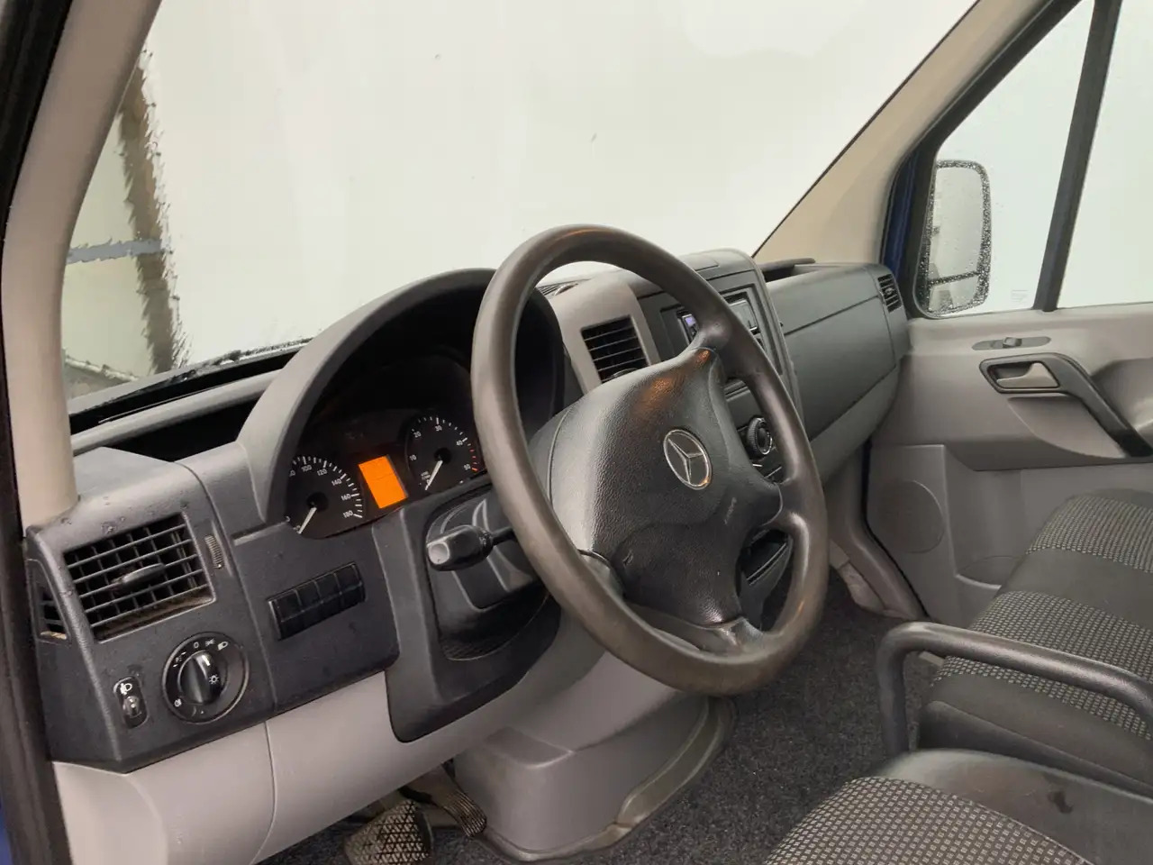 Mercedes-Benz Sprinter 518 3.0 CDI 366 L2H2 Automaat Airco 3 Zits Trekhaa - Fourgon utilitaire: photos 5 Mercedes-Benz Sprinter 518 3.0 CDI 366 L2H2 Automaat Airco 3 Zits Trekhaa - Fourgon utilitaire: photos 5