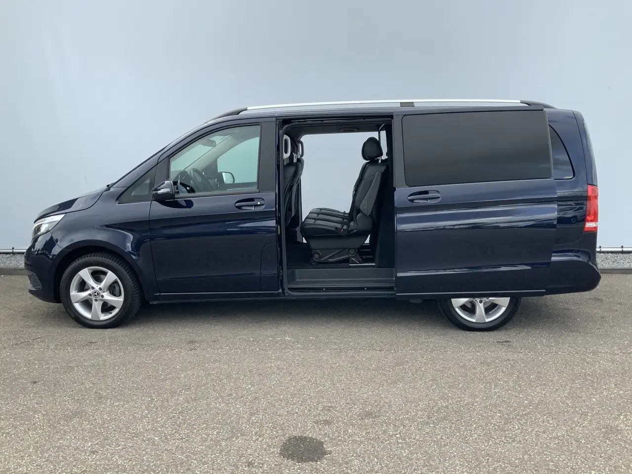 Mercedes-Benz V 220 220d Lang Automaat Avantgarde Edition Dub Cab Leer - Utilitaire double cabine: photos 4 Mercedes-Benz V 220 220d Lang Automaat Avantgarde Edition Dub Cab Leer - Utilitaire double cabine: photos 4
